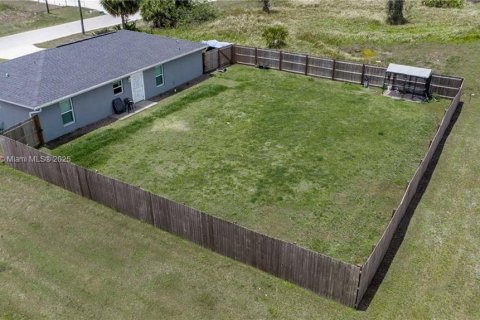 House in LaBelle, Florida 3 bedrooms, 115.57 sq.m. № 1728499 - photo 4