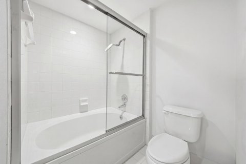 Купить кондоминиум в Авентура, Флорида 3 комнаты, 110.65м2, № 2082923 - фото 21