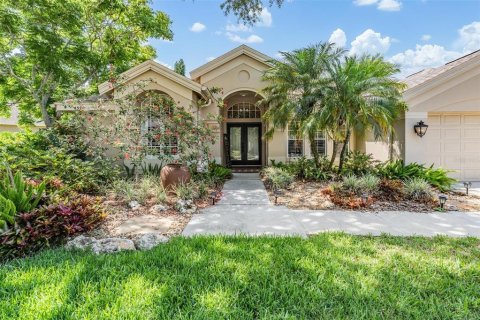 House in Palm Harbor, Florida 4 bedrooms, 214.98 sq.m. № 1751214 - photo 2