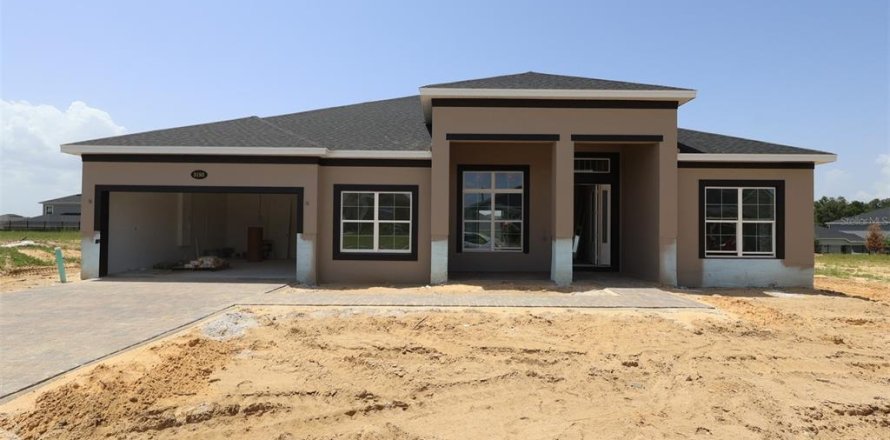 Casa en Apopka, Florida 4 dormitorios, 280.75 m2 № 2202562