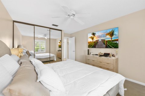 Villa ou maison à vendre à West Palm Beach, Floride: 3 chambres, 180.69 m2 № 2365842 - photo 12
