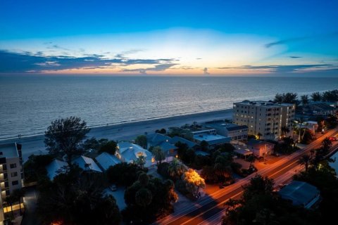 Villa ou maison à vendre à Indian Shores, Floride: 6 chambres, 427.54 m2 № 1300139 - photo 8