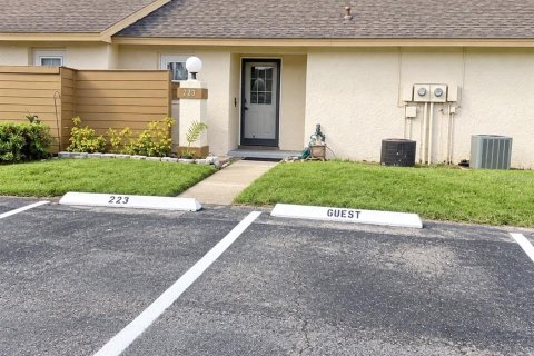 House in Orlando, Florida 1 bedroom, 65.31 sq.m. № 2378366