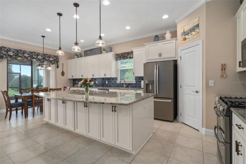 Villa ou maison à vendre à Clermont, Floride: 3 chambres, 216.74 m2 № 2316632 - photo 12