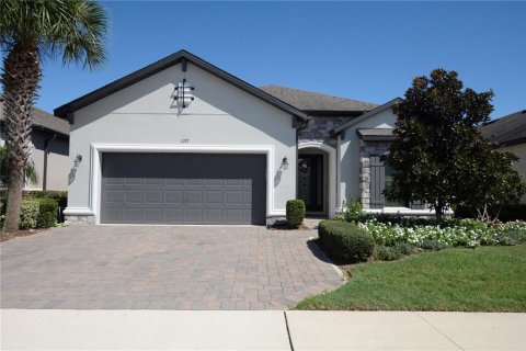 House in Clermont, Florida 3 bedrooms, 216.74 sq.m. № 2316632