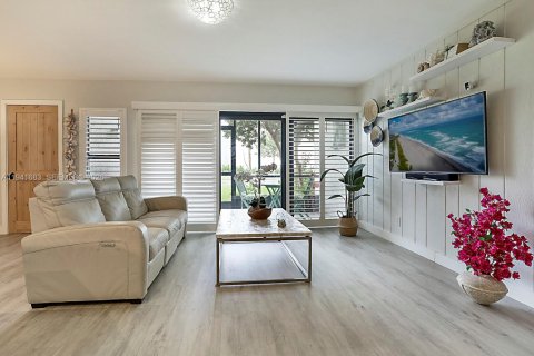 Copropriété à vendre à Jupiter, Floride: 1 chambre, 65.4 m2 № 2000162 - photo 3