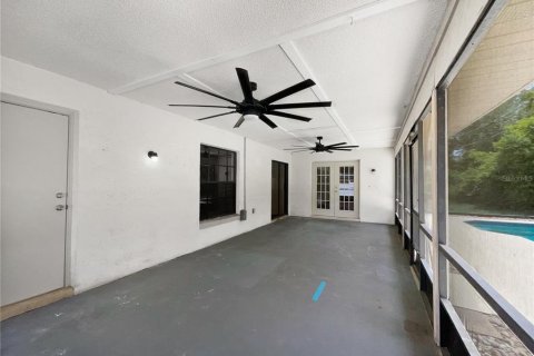 Casa en venta en Deltona, Florida, 3 dormitorios, 183.3 m2 № 1780990 - foto 23