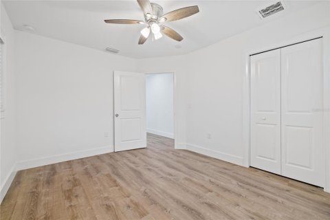 Villa ou maison à vendre à Tampa, Floride: 3 chambres, 116.22 m2 № 2349582 - photo 9