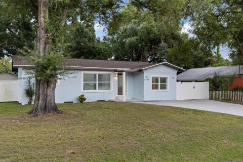 Villa ou maison à vendre à Tampa, Floride: 3 chambres, 116.22 m2 № 2349582 - photo 2