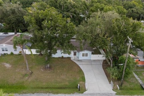 Villa ou maison à vendre à Tampa, Floride: 3 chambres, 116.22 m2 № 2349582 - photo 13