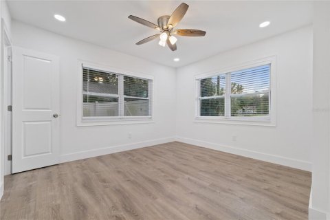 Villa ou maison à vendre à Tampa, Floride: 3 chambres, 116.22 m2 № 2349582 - photo 20