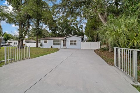 Villa ou maison à vendre à Tampa, Floride: 3 chambres, 116.22 m2 № 2349582 - photo 25