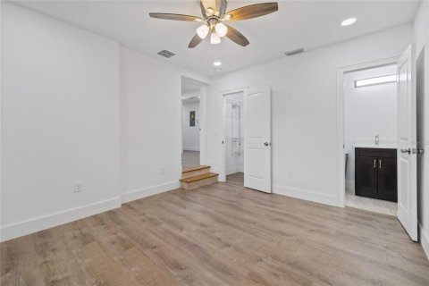 Villa ou maison à vendre à Tampa, Floride: 3 chambres, 116.22 m2 № 2349582 - photo 21