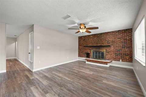 Villa ou maison à vendre à Longwood, Floride: 4 chambres, 130.53 m2 № 2425682 - photo 3