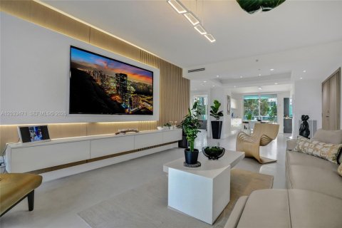 Condo in Sunny Isles Beach, Florida, 2 bedrooms № 2078123