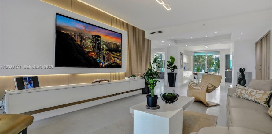 Condo in Sunny Isles Beach, Florida, 2 bedrooms  № 2078123