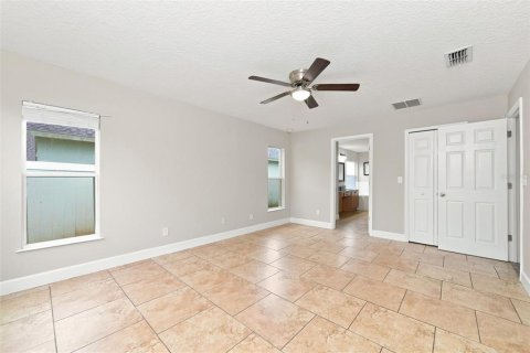 Villa ou maison à vendre à Groveland, Floride: 3 chambres, 162.76 m2 № 2391269 - photo 13