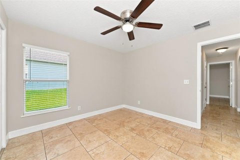 Villa ou maison à vendre à Groveland, Floride: 3 chambres, 162.76 m2 № 2391269 - photo 16