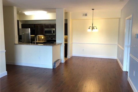 Copropriété à louer à Orlando, Floride: 2 chambres, 107.67 m2 № 2416433 - photo 2