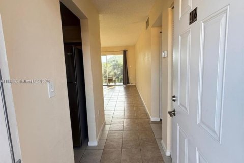 Appartement à louer à North Miami, Floride: 1 chambre, 59.46 m2 № 1950546 - photo 2
