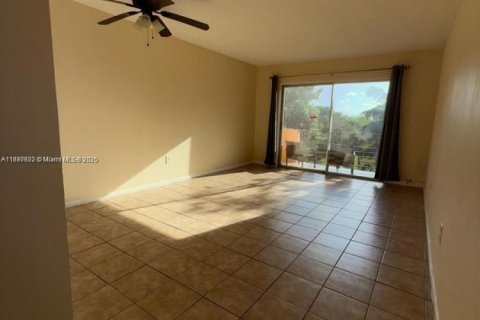 Appartement à louer à North Miami, Floride: 1 chambre, 59.46 m2 № 1950546 - photo 5