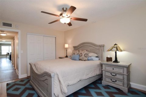 Condominio en alquiler en Largo, Florida, 2 dormitorios, 133.78 m2 № 2101498 - foto 5