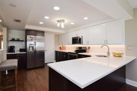 Condominio en alquiler en Largo, Florida, 2 dormitorios, 133.78 m2 № 2101498 - foto 12