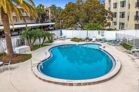 Condominio en alquiler en Largo, Florida, 2 dormitorios, 133.78 m2 № 2101498 - foto 14