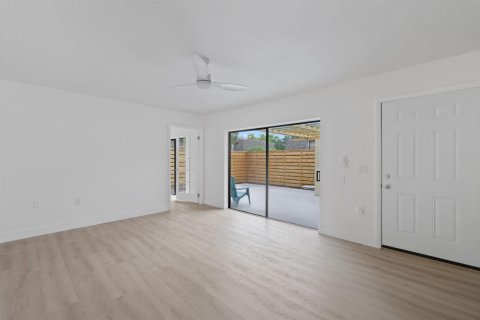 Touwnhouse à louer à Palm Beach Gardens, Floride: 3 chambres, 138.24 m2 № 2394760 - photo 15