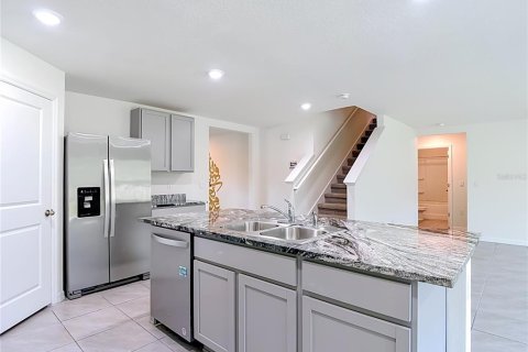 Villa ou maison à louer à Tampa, Floride: 5 chambres, 248.42 m2 № 2313054 - photo 10