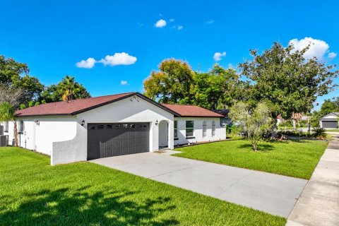 Villa ou maison à vendre à Fern Park, Floride: 4 chambres, 142.14 m2 № 2419870 - photo 5