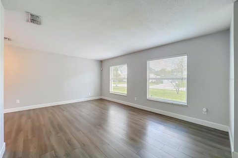 Villa ou maison à vendre à Fern Park, Floride: 4 chambres, 142.14 m2 № 2419870 - photo 14