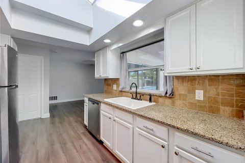 Villa ou maison à vendre à Fern Park, Floride: 4 chambres, 142.14 m2 № 2419870 - photo 25