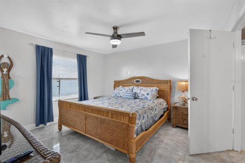 Condo in Ormond Beach, Florida, 2 bedrooms № 2208110 - photo 21