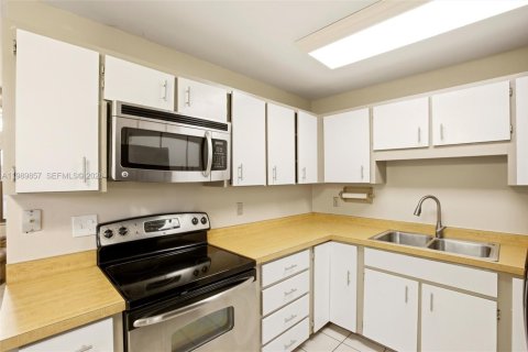 Casa en venta en Lake Placid, Florida, 2 dormitorios, 161.28 m2 № 2051829 - foto 9