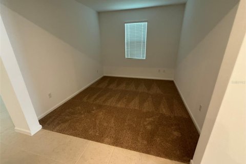 House in MERIDIAN PARKS in Orlando, Florida 4 bedrooms, 219.71 sq.m. № 1909135 - photo 15