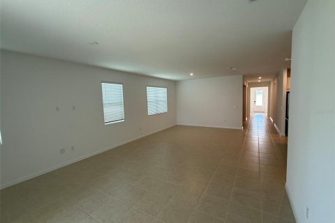 House in MERIDIAN PARKS in Orlando, Florida 4 bedrooms, 219.71 sq.m. № 1909135 - photo 22