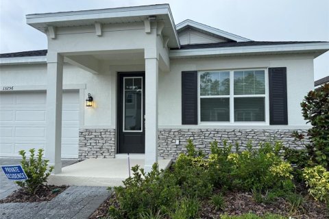 House in MERIDIAN PARKS in Orlando, Florida 4 bedrooms, 219.71 sq.m. № 1909135 - photo 3
