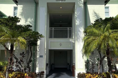 Купить кондоминиум в Дорал, Флорида 3 спальни, 192.31м2, № 1993014 - фото 2