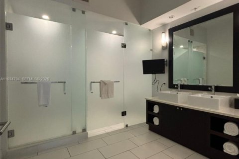 Купить кондоминиум в Дорал, Флорида 3 спальни, 192.31м2, № 1993014 - фото 13