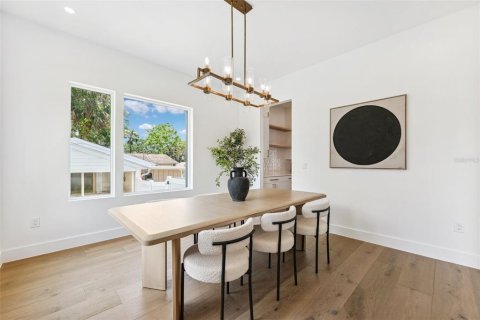 Villa ou maison à vendre à Tampa, Floride: 5 chambres, 422.15 m2 № 1517880 - photo 23