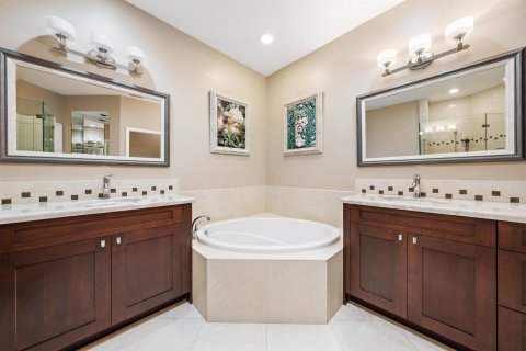 Casa en venta en West Palm Beach, Florida, 3 dormitorios, 216.83 m2 № 2248513 - foto 25