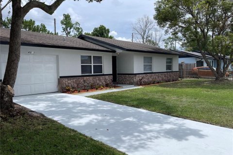 Casa en Orlando, Florida 4 dormitorios, 123.19 m2 № 2114233