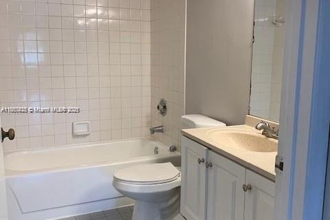 Condo in Homestead, Florida, 2 bedrooms № 1941779 - photo 15