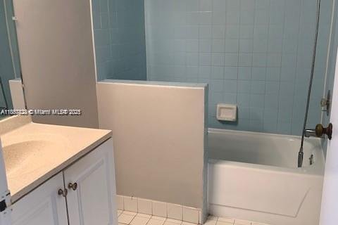 Condo in Homestead, Florida, 2 bedrooms № 1941779 - photo 11