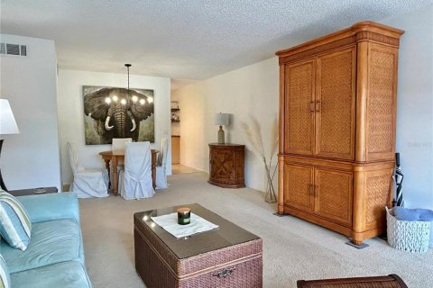 Condo in Clearwater, Florida, 2 bedrooms  № 1833460 - photo 8