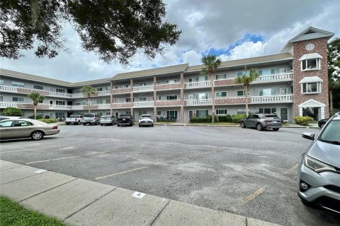 Condo in Clearwater, Florida, 2 bedrooms  № 1833460 - photo 1