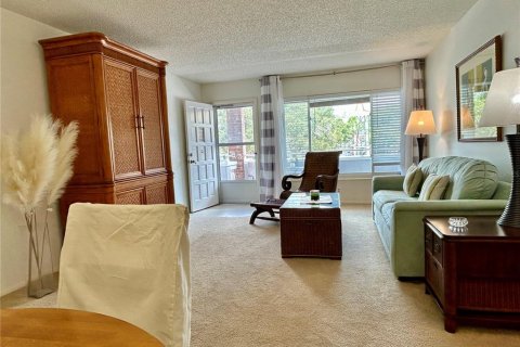 Condo in Clearwater, Florida, 2 bedrooms  № 1833460 - photo 7