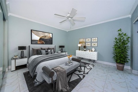 Condo in Palm Harbor, Florida, 1 bedroom  № 2210553 - photo 12