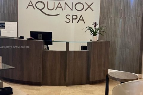 Condo in Sunny Isles Beach, Florida № 2032045 - photo 26